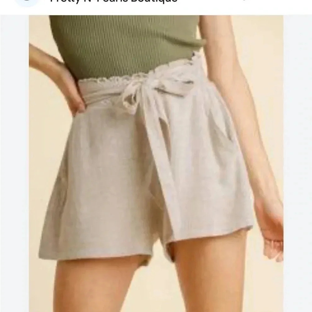 Sincerely Jules tan shorts size  XS tie in front cotton